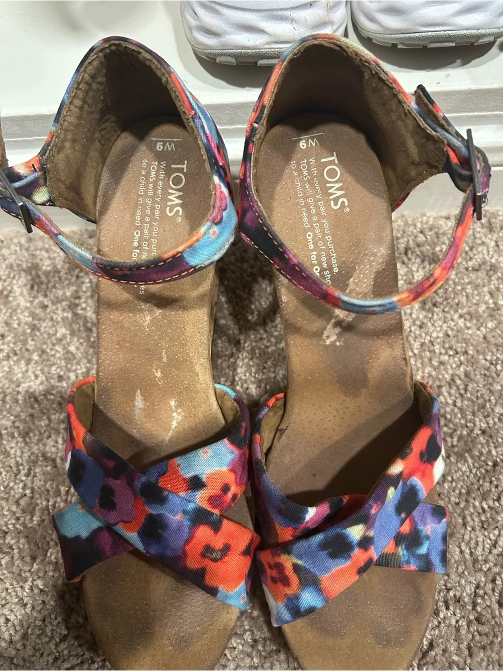 TOMS floral-printed  Oahu cork Wedge Sandals size 9